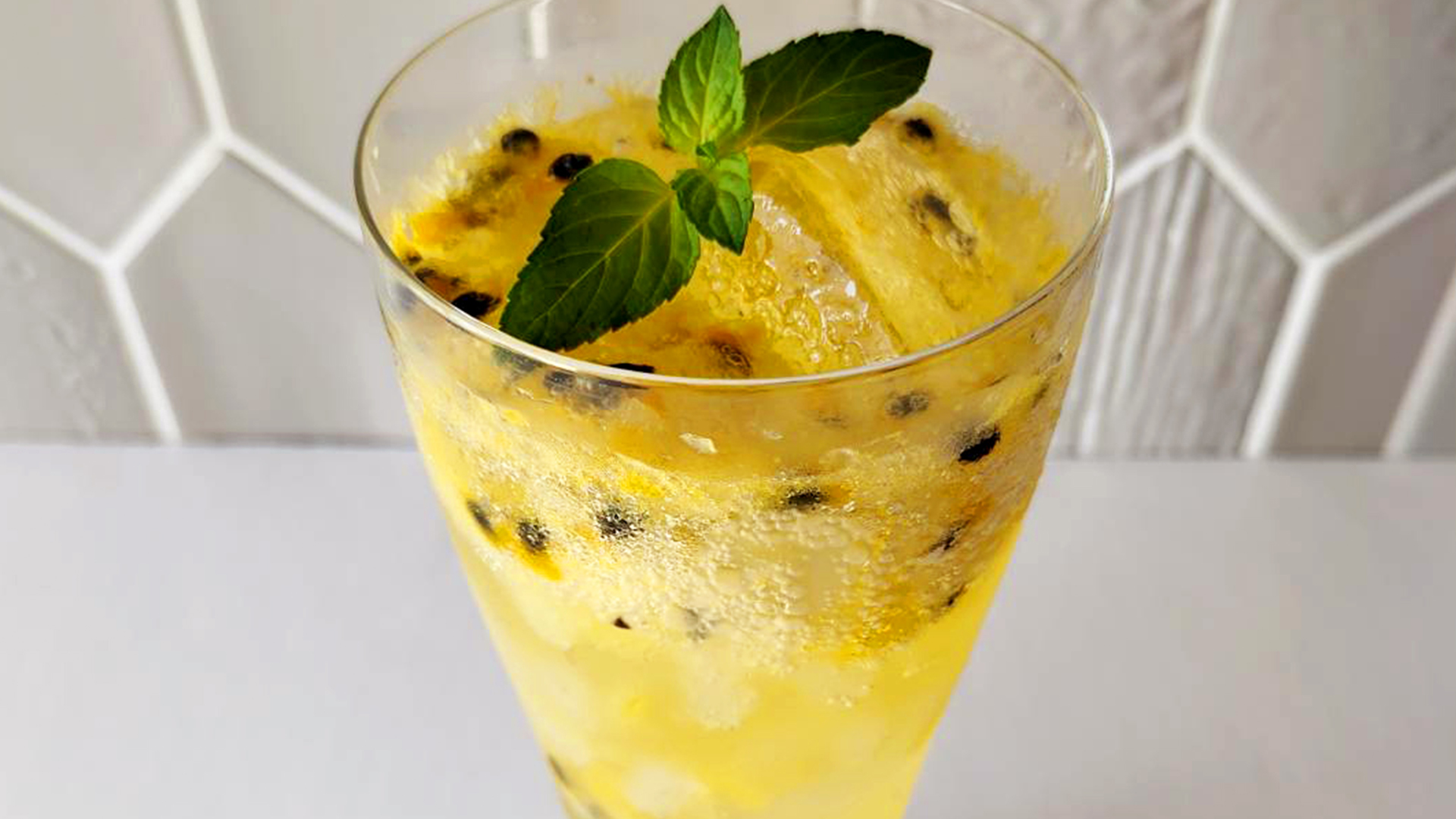 ナタデココ パッションフルーツソーダ